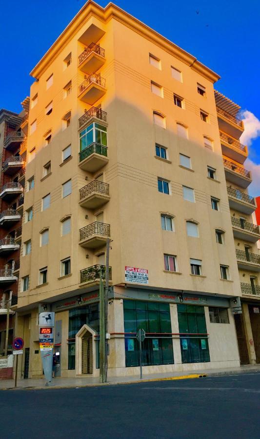 Sab 10 - Superb View Of The Hassan 2 Mosque. Comfortable Apartment In A Great Location. Casablanca Bagian luar foto